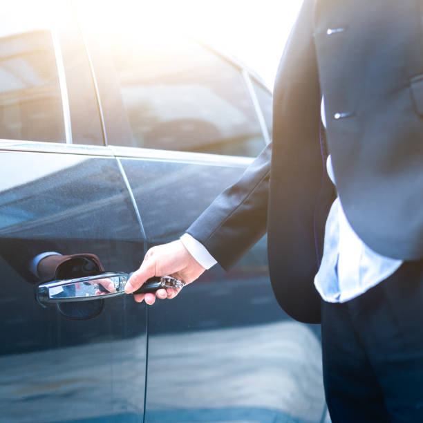 Reserve Discreet Car Service — Private Shopping & Luxury Retail (Worth Ave, Bal Harbour Shops), FL