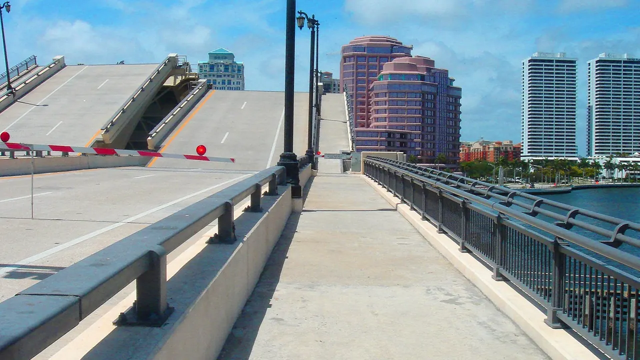 West Palm Beach drawbridge view from sidewalk
