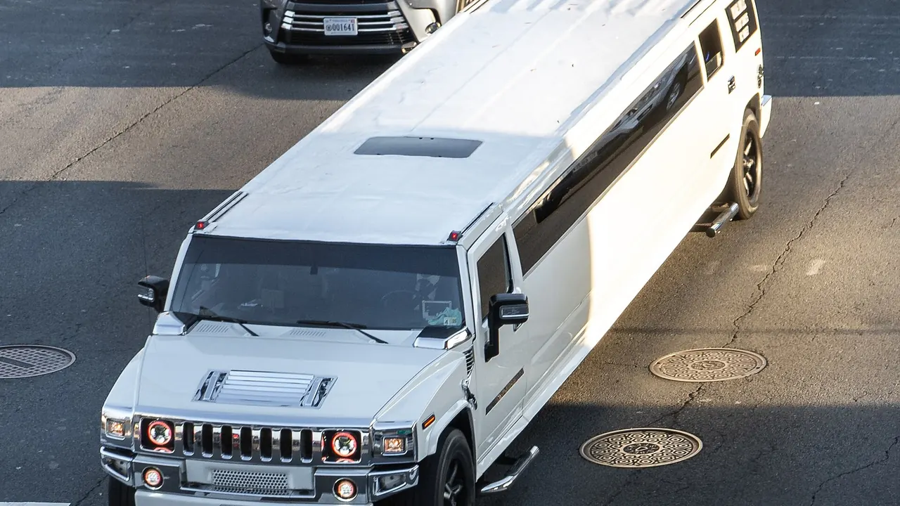 Hummer H2 Limousine Washington DC Metro Area, USA