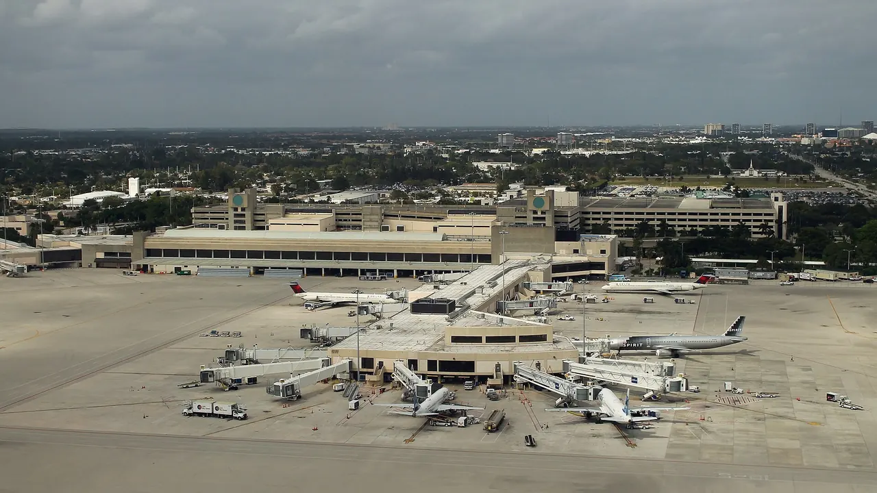 Palm Beach International Airport - Concourse C Aerial
