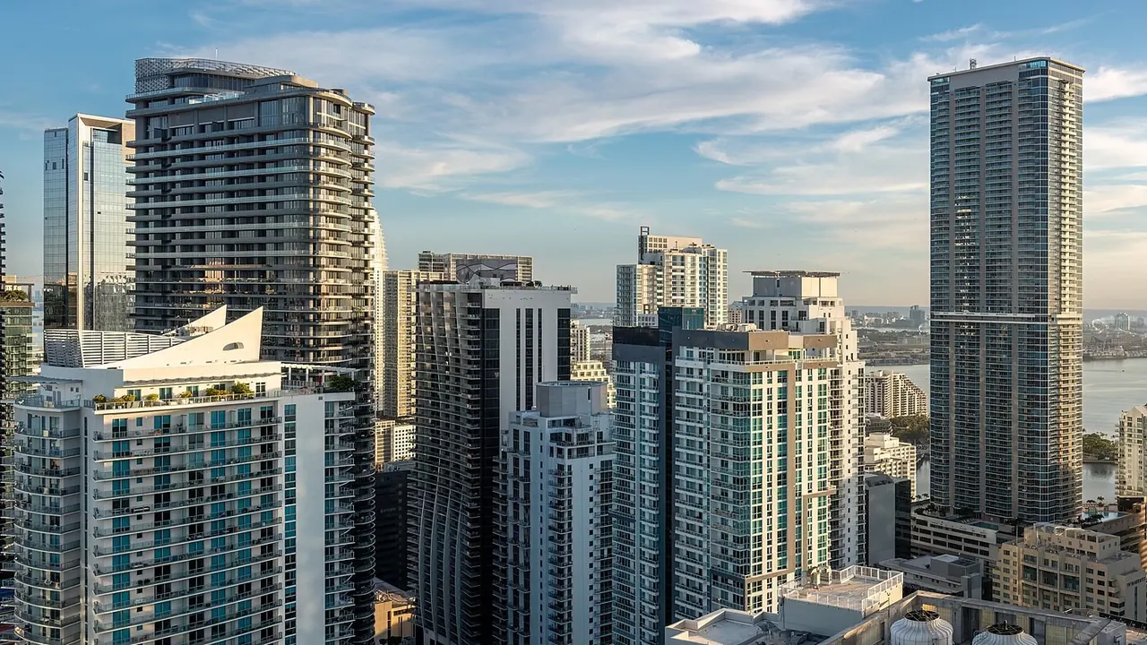 Brickell neighborhood skyline (60062p)