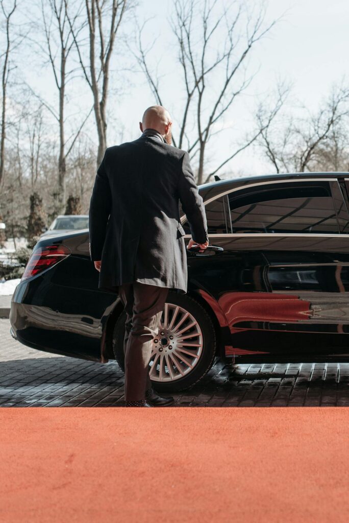Book Car Service: PBI Airport & Glen Ridge, FL – Black, SUV, Limo, Chauffeur
