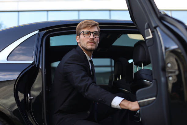 Book Car Service: FLL International Airport & Boca Raton, FL – Black, SUV, Limo, Chauffeur