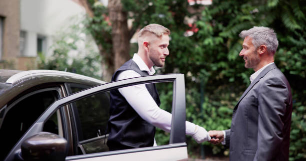 Book Car Service: FLL International Airport & Juno Beach, FL – Black, SUV, Limo, Chauffeur