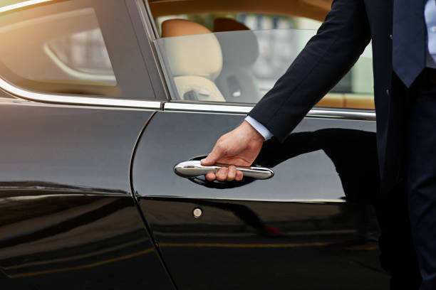 Book Car Service: FLL International Airport & Manalapan, FL – Black, SUV, Limo, Chauffeur